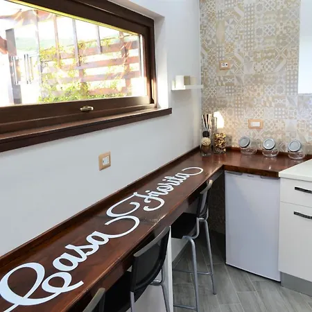 Casa Fiorita Bed & Breakfast Gragnano Exterior photo